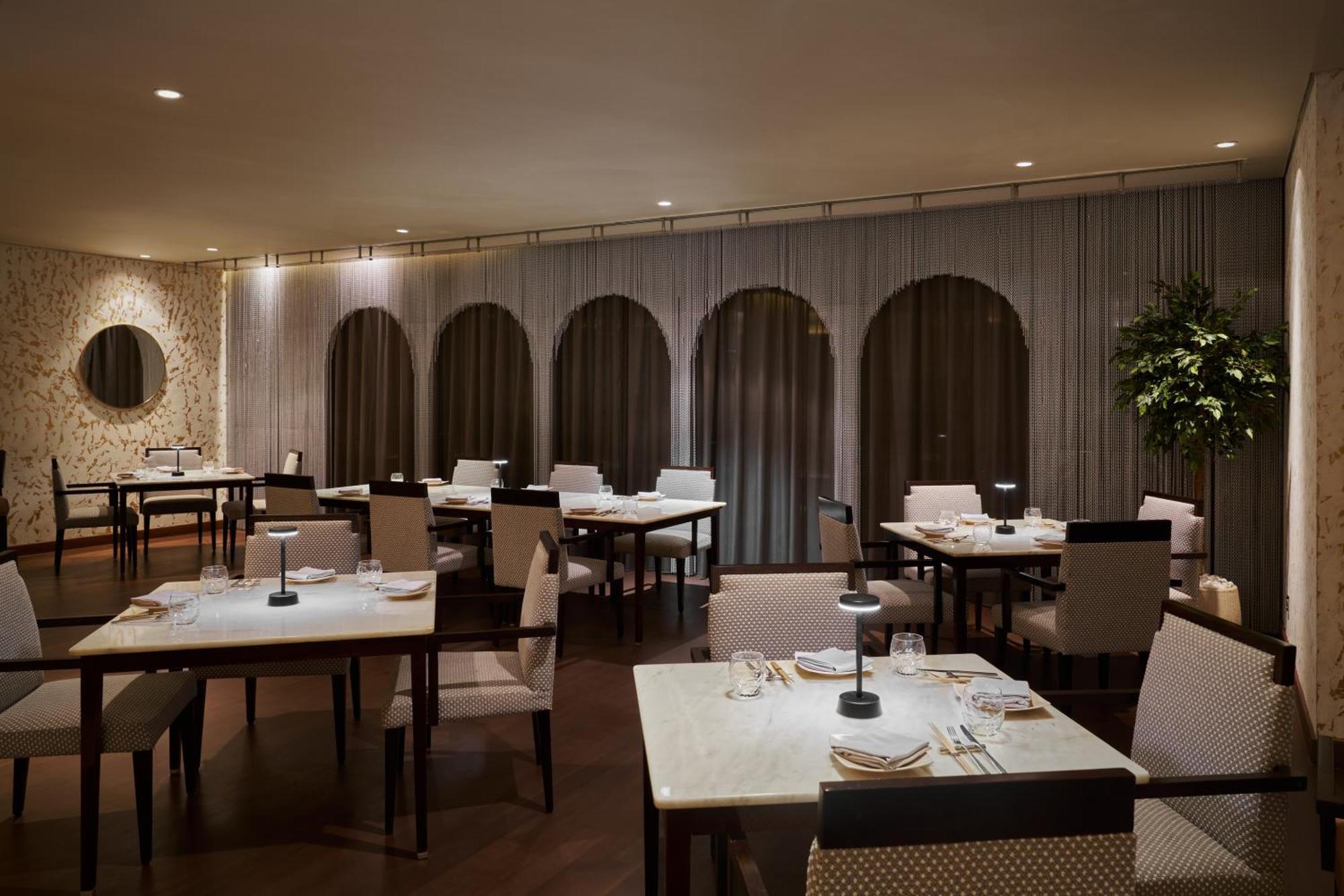فندق بارك روتانا أبوظبي أبو ظبي المظهر الخارجي الصورة Restaurant interior