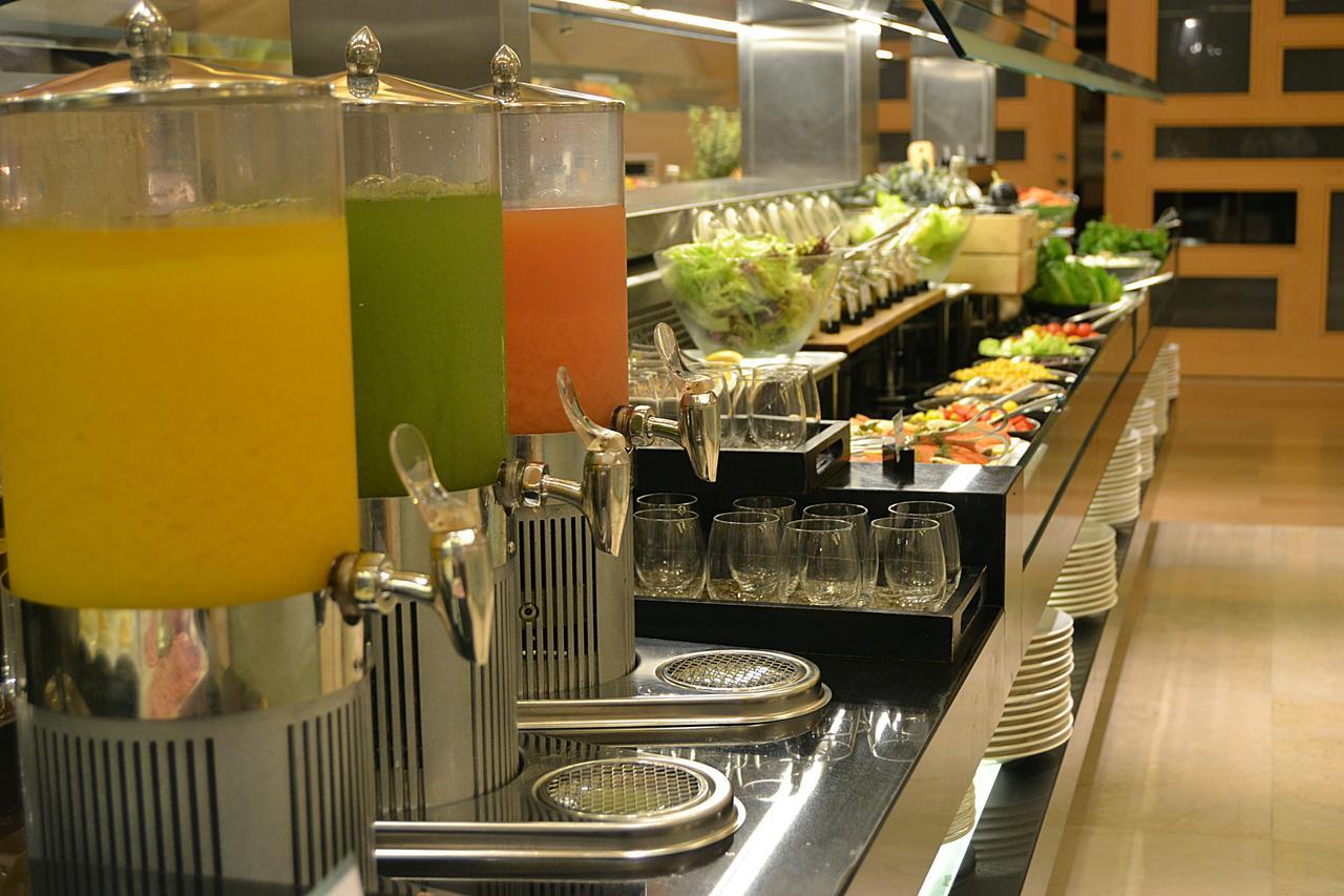 فندق بارك روتانا أبوظبي أبو ظبي المظهر الخارجي الصورة A juice bar